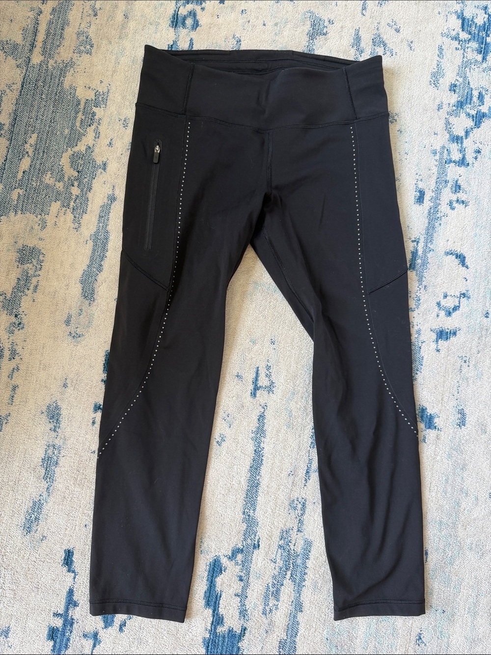 Lululemon Extra Mile Crop size 8